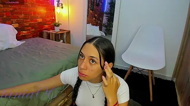 TANIA 06 online show from February 24, 4:36 pm