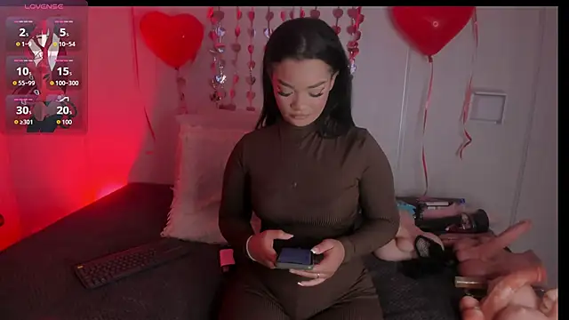 Snapshot of sasha_riverss chatting on February 12, 7:20 pm sasha riverss online show from February 12, 7:20 pm