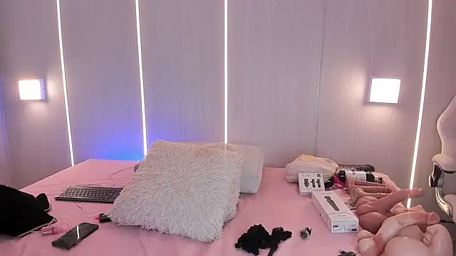 Snapshot of sasha_riverss chatting on May 26, 7:21 pm sasha riverss online show from May 26, 7:21 pm