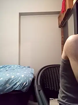 raskolnikovw online show from February 7, 5:05 pm