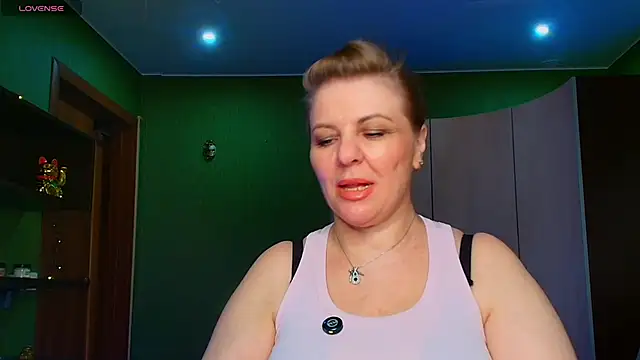 VeronikawGold online show from May 20, 6:47 pm