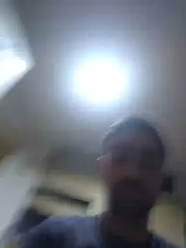 Snapshot of andreiiiii2025 chatting on July 8, 2:16 am andreiiiii2025 online show from July 8, 2:16 am