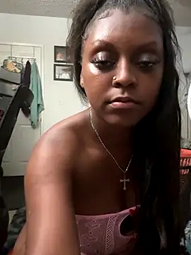 Snapshot of BubblyBabyy chatting on September 20, 9:10 am BubblyBabyy online show from September 20, 9:10 am