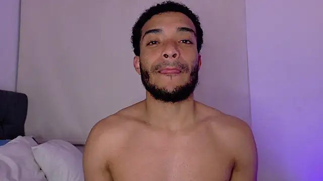 Snapshot of eross_chipre_ chatting on June 12, 2:54 am eross chipre online show from June 12, 2:54 am