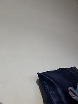 Snapshot of lola__med chatting on July 14, 3:29 pm lola med online show from July 14, 3:29 pm