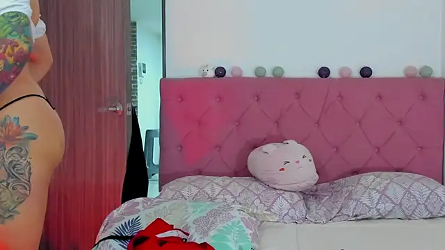 ela black online show from February 21, 1:00 pm