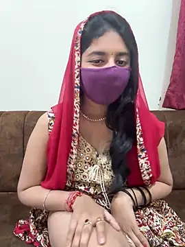 Dishasarmaa05 online show from February 22, 4:30 pm