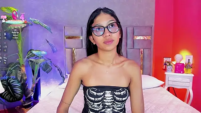 Tyla Ks online show from March 21, 7:17 pm