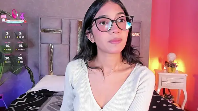 Snapshot of Tyla_Ks chatting on June 9, 7:03 pm Tyla Ks online show from June 9, 7:03 pm