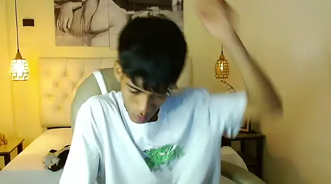 Snapshot of RyanKing19 chatting on March 3, 2:26 pm RyanKing19 online show from March 3, 2:26 pm
