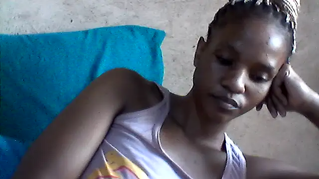 Snapshot of sexybigass31 chatting on May 19, 6:53 am sexybigass31 online show from May 19, 6:53 am