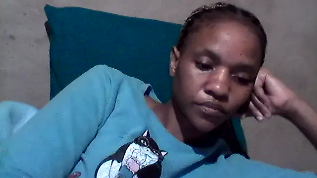 Snapshot of sexybigass31 chatting on May 27, 12:40 am sexybigass31 online show from May 27, 12:40 am