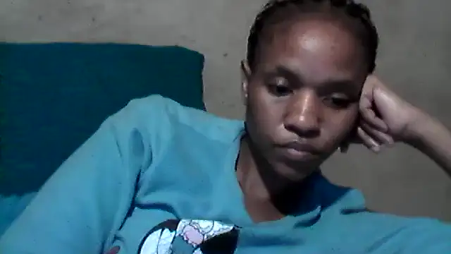 Snapshot of sexybigass31 chatting on May 28, 2:09 am sexybigass31 online show from May 28, 2:09 am