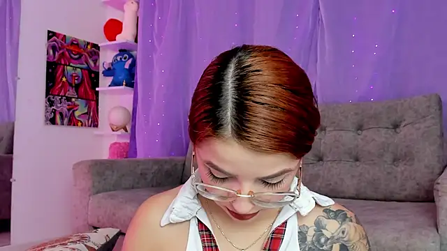 Snapshot of MelaniJhonson chatting on April 24, 2:58 am MelaniJhonson online show from April 24, 2:58 am