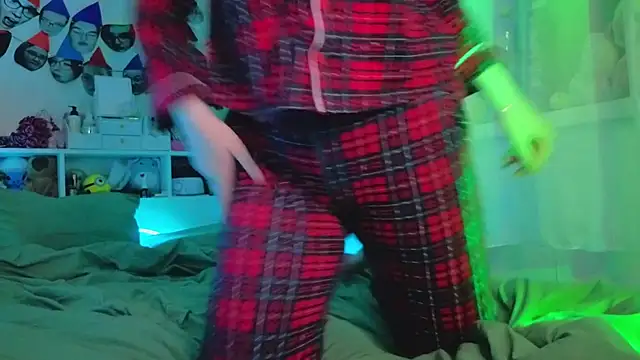 milliedoll online show from December 18, 2:34 pm