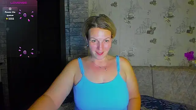 LadyLucky  online show from March 15, 4:43 pm