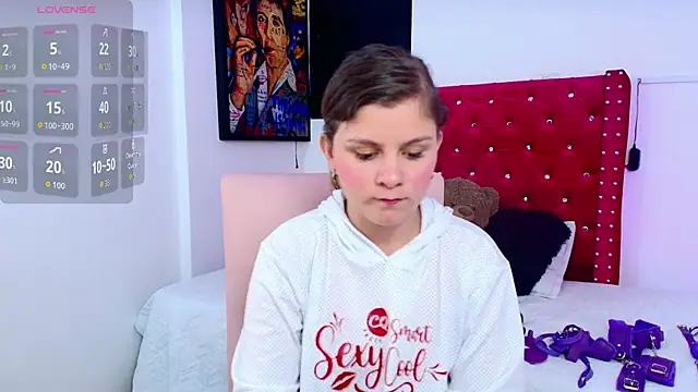 Snapshot of ValeAmayaa chatting on October 6, 9:01 pm ValeAmayaa online show from October 6, 9:01 pm