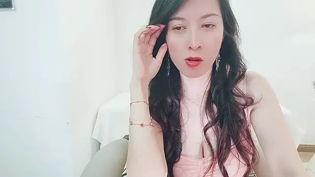 Dazzlebean online show from May 3, 2:01 pm