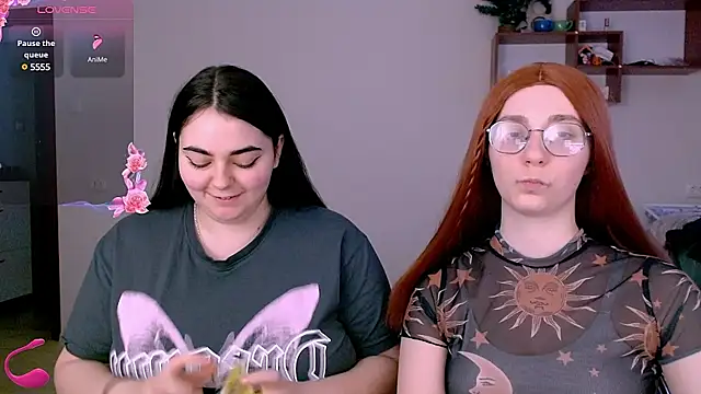 Snapshot of kitsune_8 chatting on February 25, 2:11 pm kitsune 8 online show from February 25, 2:11 pm