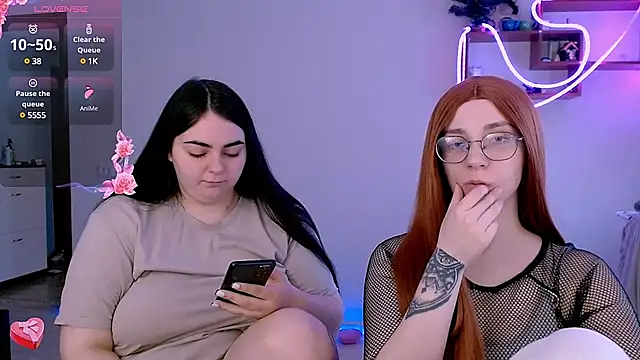 Snapshot of kitsune_8 chatting on March 21, 8:50 am kitsune 8 online show from March 21, 8:50 am