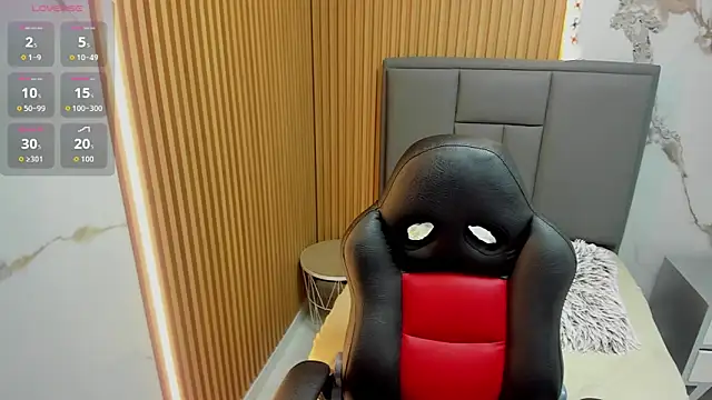 MEGANZARICK online show from November 11, 2:33 am