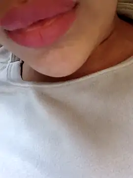 Sexlove1xo online show from March 4, 4:30 pm