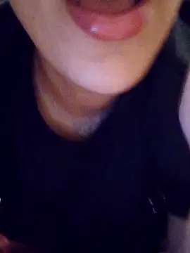Snapshot of Sexlove1xo chatting on May 1, 2:38 am Sexlove1xo online show from May 1, 2:38 am