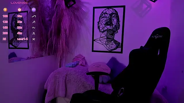 Anniie  Evans online show from March 21, 2:07 pm