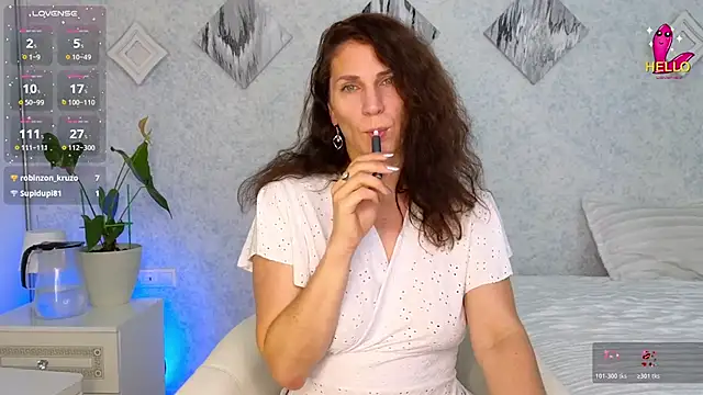 Snapshot of mylady_xenia chatting on May 8, 7:52 pm mylady xenia online show from May 8, 7:52 pm