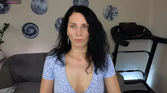 Snapshot of mylady_xenia chatting on May 25, 6:03 pm mylady xenia online show from May 25, 6:03 pm