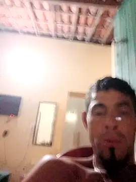 Snapshot of 39januario chatting on February 4, 10:58 pm 39januario online show from February 4, 10:58 pm