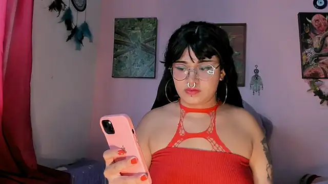 Snapshot of Maddy_Jhonsson chatting on July 1, 10:42 pm Maddy Jhonsson online show from July 1, 10:42 pm