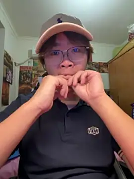 Snapshot of Anson0722 chatting on June 8, 1:22 pm Anson0722 online show from June 8, 1:22 pm