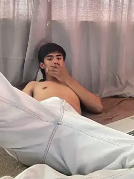 Erickhotddjots online show from April 10, 9:08 pm