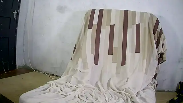 justyou2025 online show from October 14, 9:04 pm