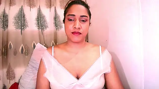 Snapshot of Indian_Erotic69 chatting on April 25, 5:10 am Indian Erotic69 online show from April 25, 5:10 am