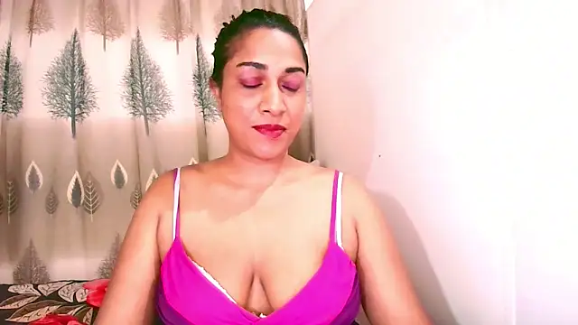 Snapshot of Indian_Erotic69 chatting on May 14, 8:10 am Indian Erotic69 online show from May 14, 8:10 am