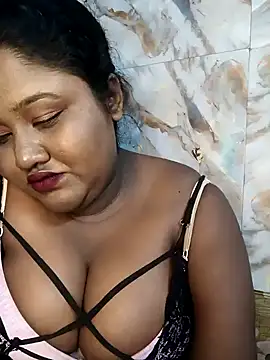 Snapshot of horny_diana chatting on February 4, 6:36 pm horny diana online show from February 4, 6:36 pm