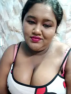 Snapshot of horny_diana chatting on February 21, 6:09 pm horny diana online show from February 21, 6:09 pm