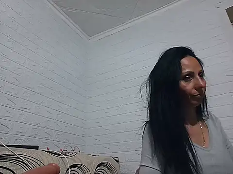 Snapshot of Ramona870 chatting on May 16, 10:23 am Ramona870 online show from May 16, 10:23 am