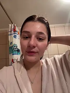 Snapshot of brinkangelikaa chatting on February 26, 10:04 am brinkangelikaa online show from February 26, 10:04 am