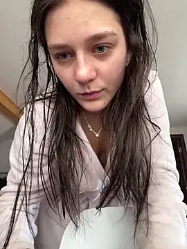 Snapshot of brinkangelikaa chatting on February 27, 11:52 am brinkangelikaa online show from February 27, 11:52 am