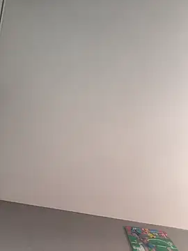 Snapshot of Aloxix chatting on February 21, 1:33 pm Aloxix online show from February 21, 1:33 pm