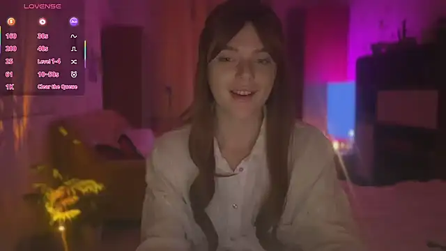 CherryRed Girl online show from November 23, 11:59 pm