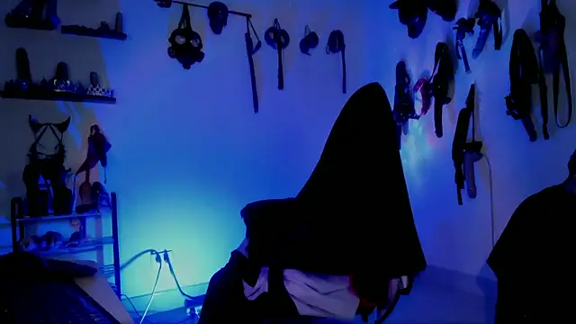 veresskaardila77 online show from February 10, 1:48 pm