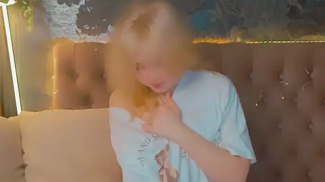 EmilyAngells online show from March 3, 7:03 am