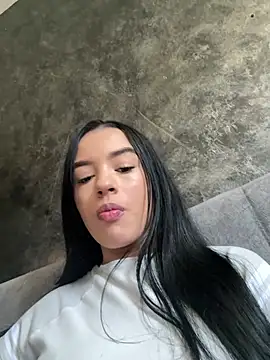 Antonella Smiith  online show from April 14, 1:39 pm