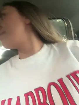 natashaleightt online show from March 2, 10:48 pm