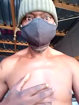 Snapshot of TheBlackT chatting on February 27, 6:46 am TheBlackT online show from February 27, 6:46 am