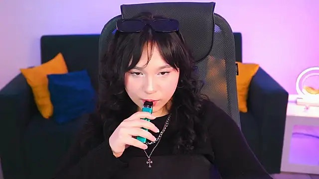 HanaWise online show from February 25, 8:14 am